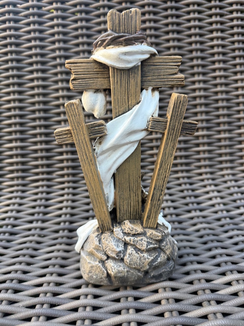 Hobby Lobby Gray and White Three-Cross Table Accent - NWT - Picture 8 of 10